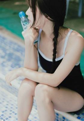 美丽的邻居电影_BD英语免费在线播放