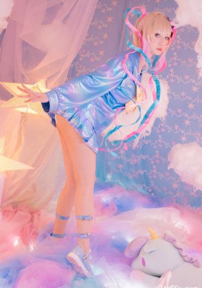 ova精灵寻访者雷火剑_JVID性感写真