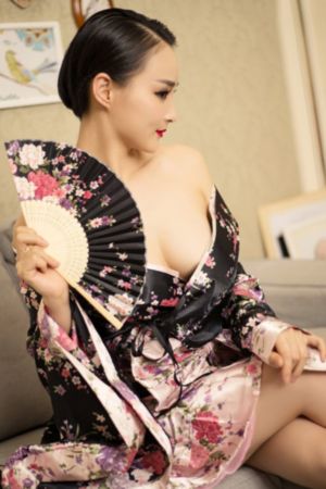 军舰上的女兵在线_国产剧免费播放